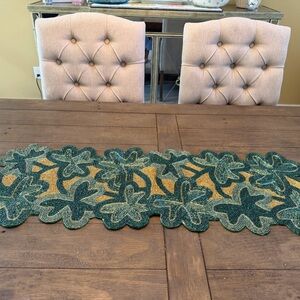 St. Patrick Storehouse Beaded Centerpiece in Green and Gold